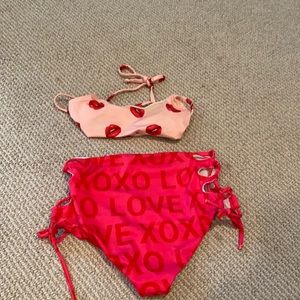 Barely worn subermarine swim bikini